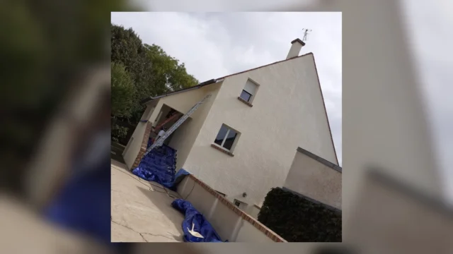 Avant-après d’une façade de maison rénovée